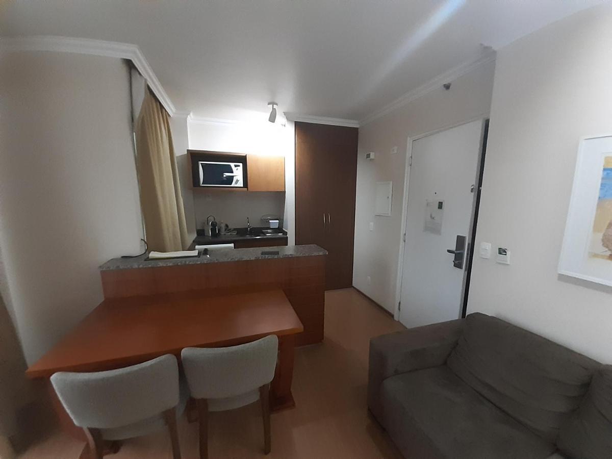 Bela Cintra Long * São Paulo